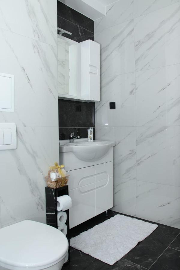 Apartman "Park" Livno Esterno foto